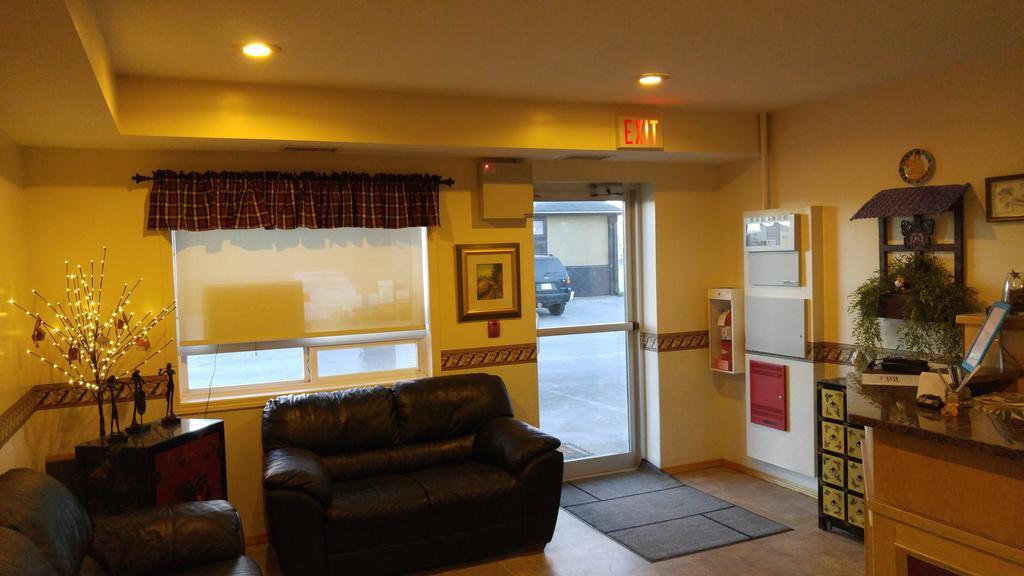 Crossfield Country Inn Экстерьер фото