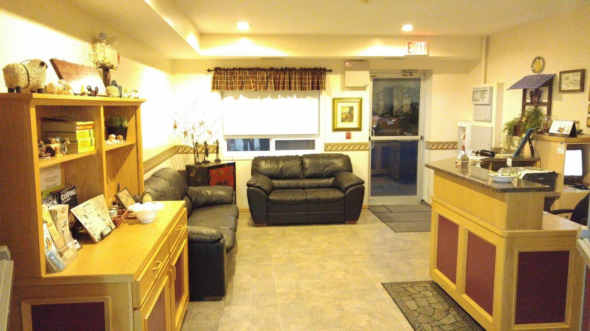Crossfield Country Inn Экстерьер фото