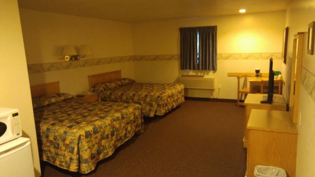 Crossfield Country Inn Экстерьер фото